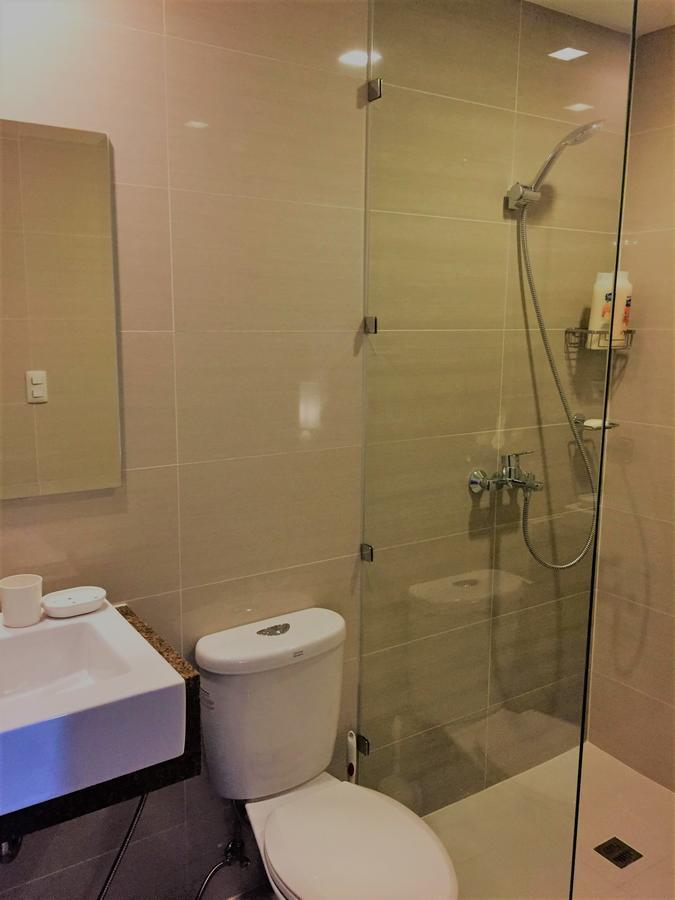 Travellers 101 Condo Near Manila Airport 외부 사진